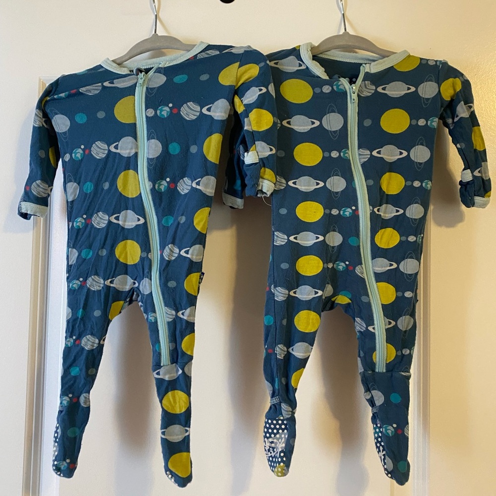 0-3 kickee pants sleepers in space design